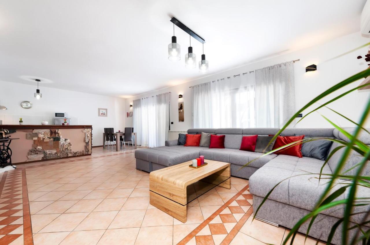 Apartment St. Antonio Rovinj Exteriör bild