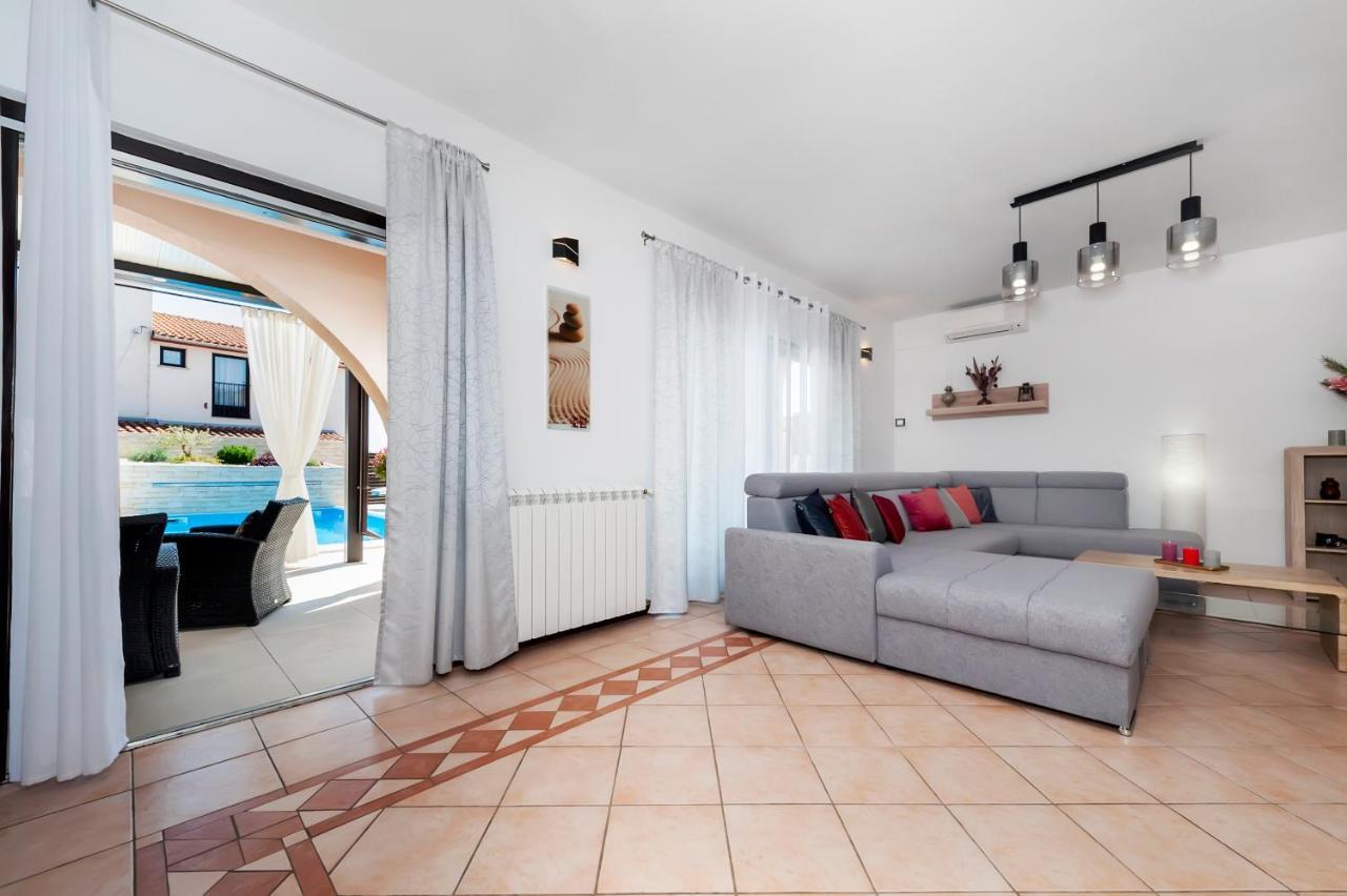 Apartment St. Antonio Rovinj Exteriör bild
