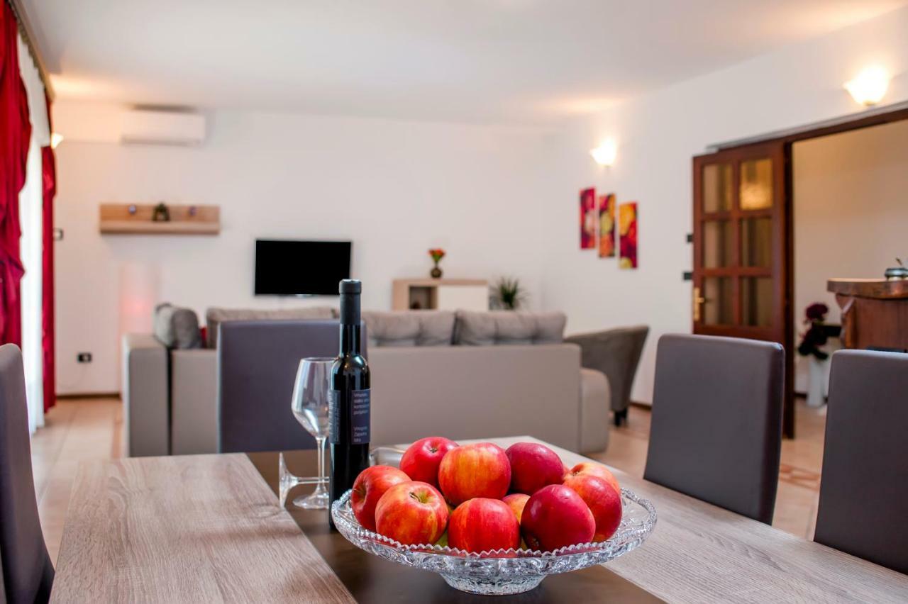 Apartment St. Antonio Rovinj Exteriör bild